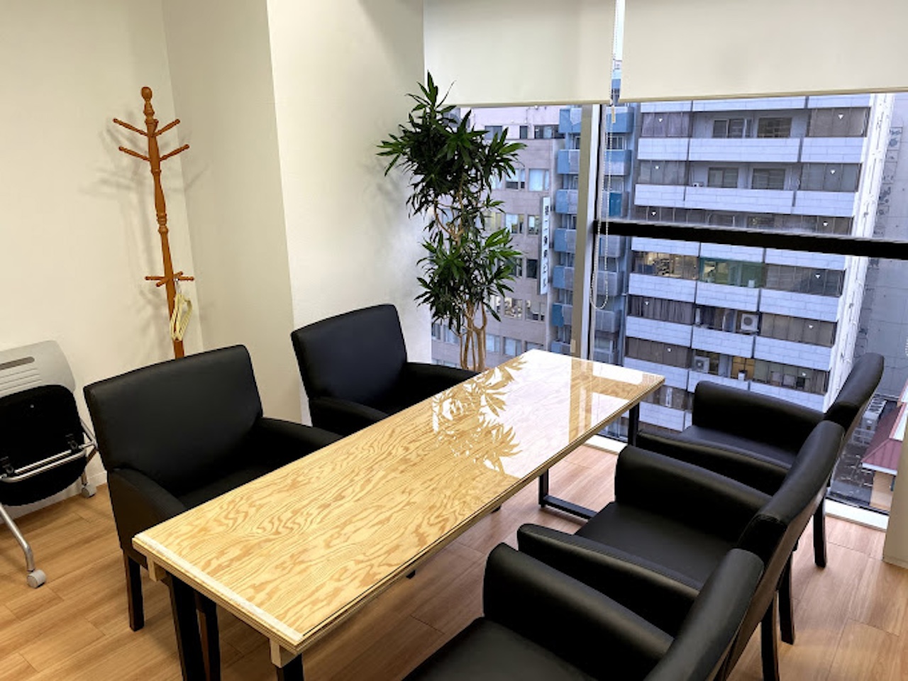 メディセンス大阪・面接室